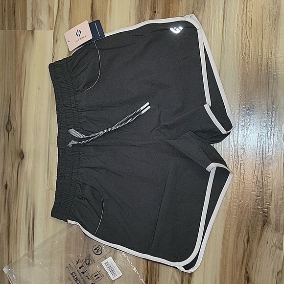 NWT Hodo Sports Running Shorts Medium - Picture 1 of 12